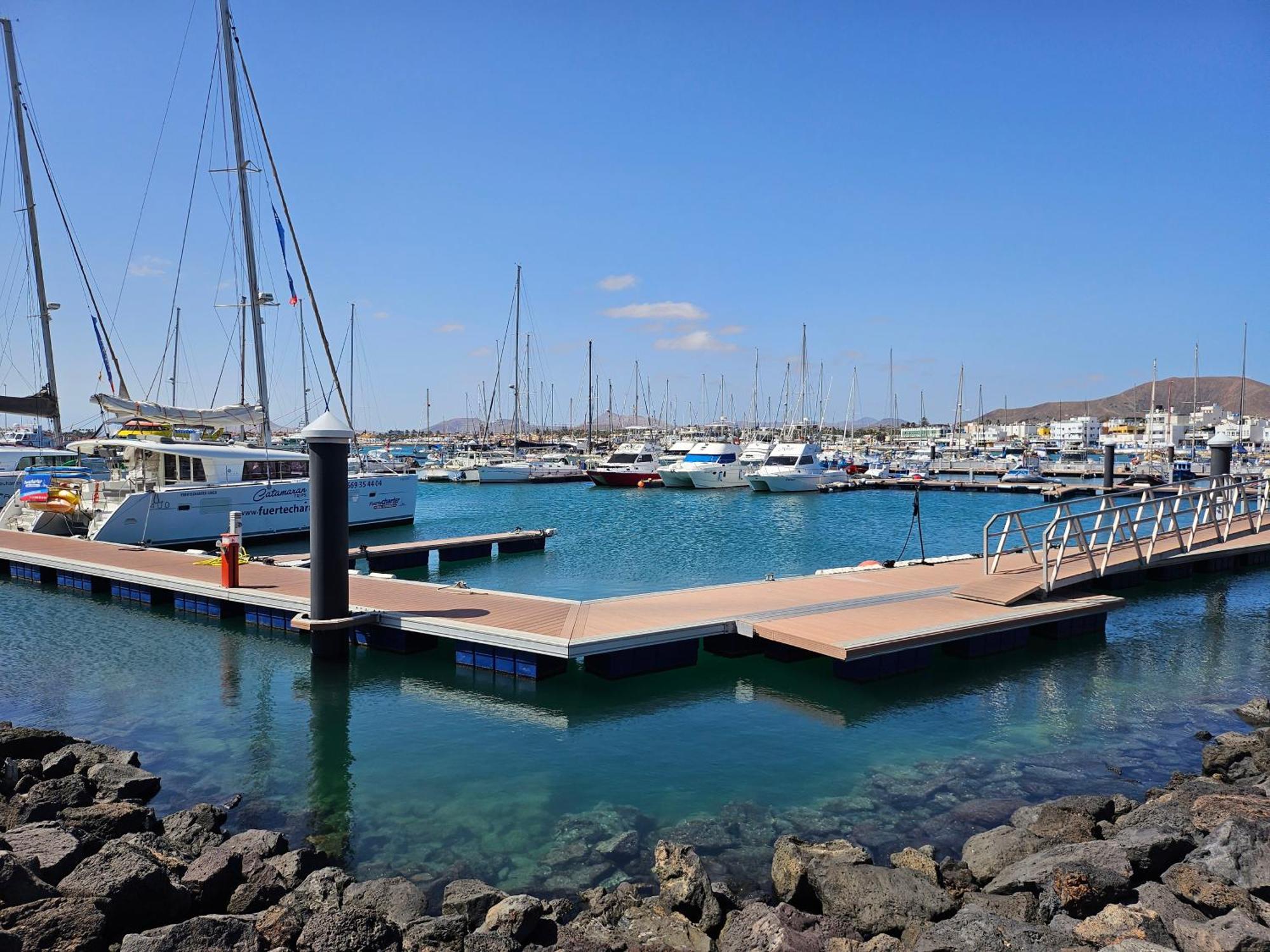 Хостел Corralejo Coliving By Amazzzing Travel Екстер'єр фото