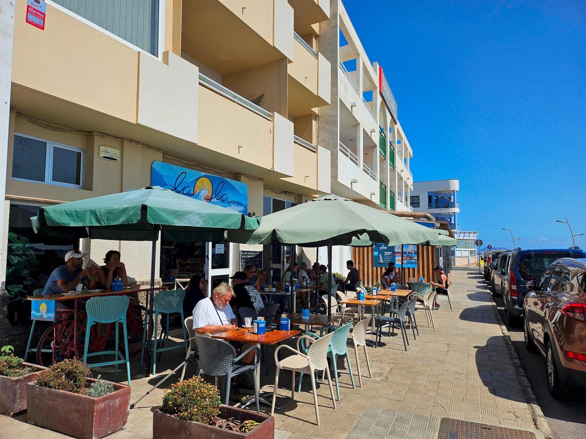 Хостел Corralejo Coliving By Amazzzing Travel Екстер'єр фото